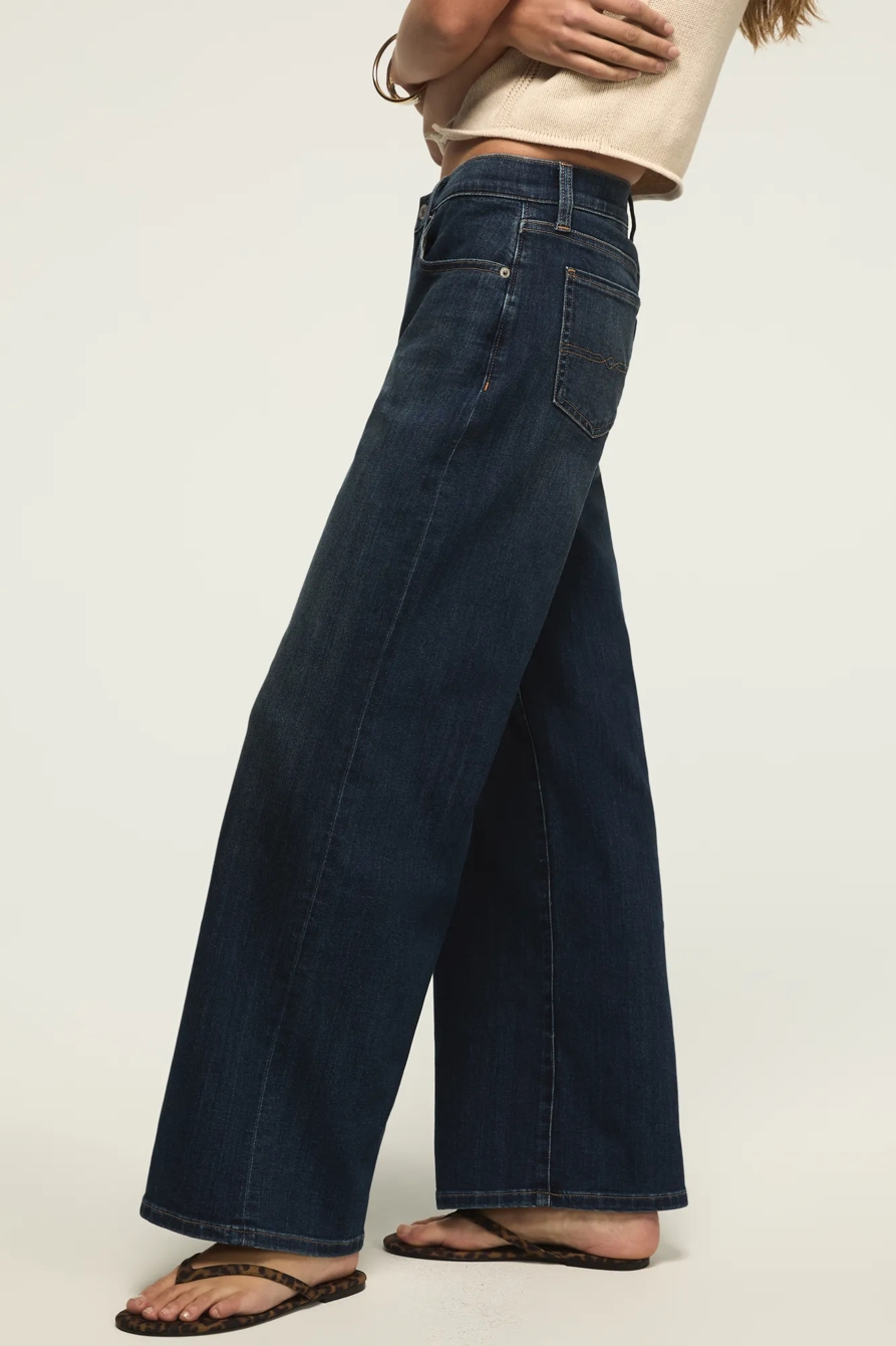 MID RISE SWEET WIDE LEG — NEW HEIGHTS WASH — image 5