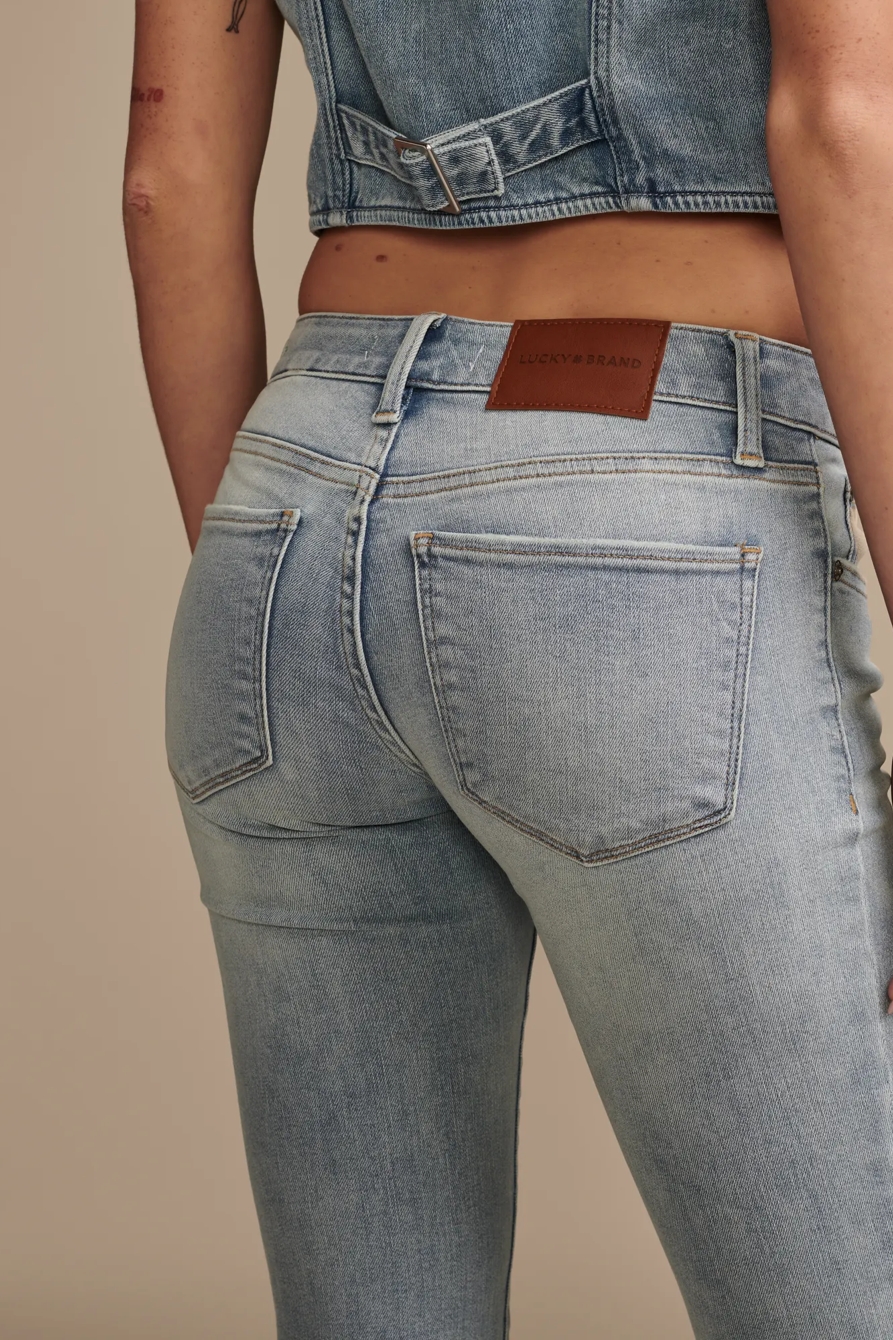 LOW RISE LIZZIE SKINNY — FAN GIRL — image 5