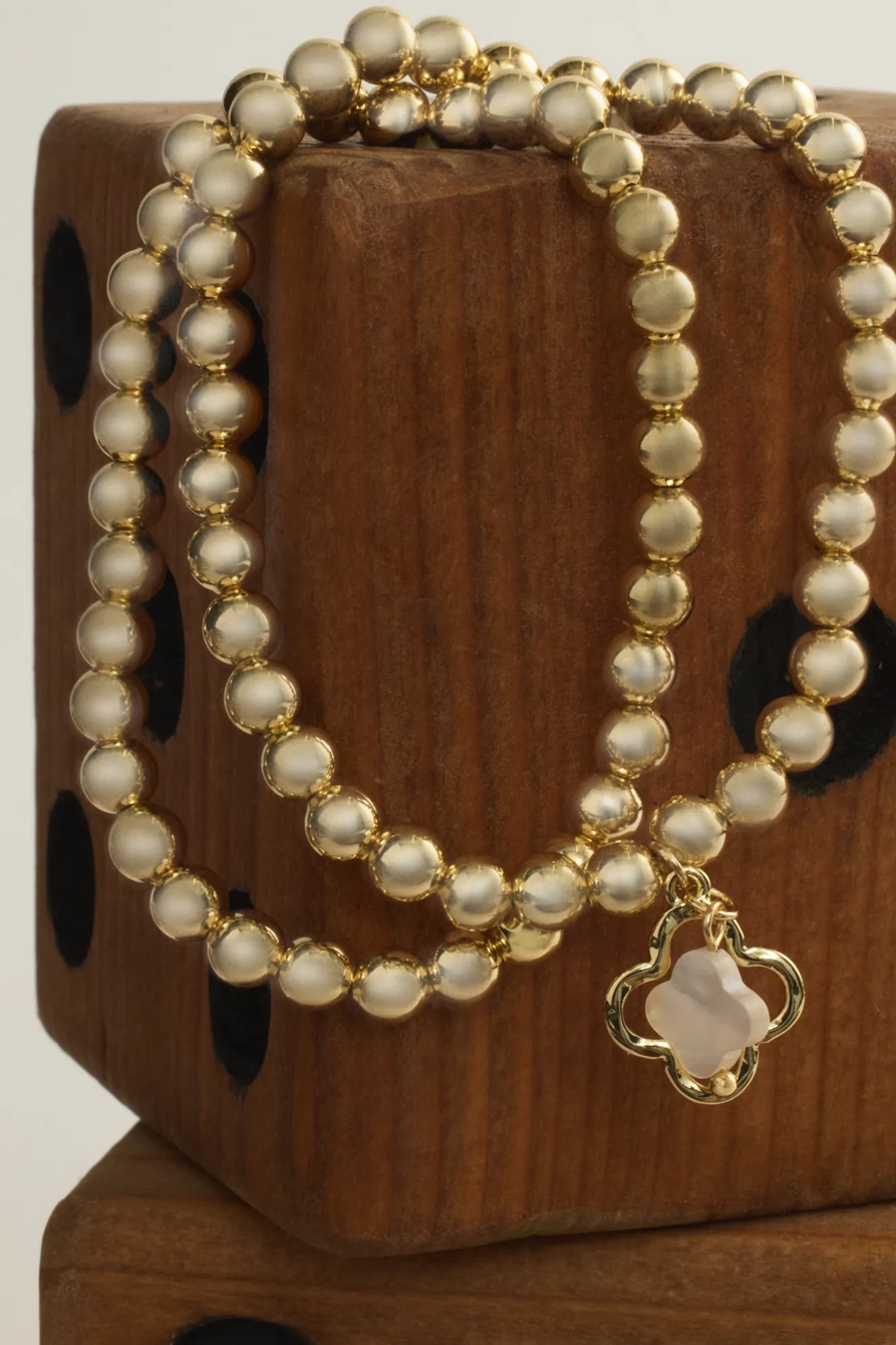 Clover Pendant Bracelet — GOLD — image 2