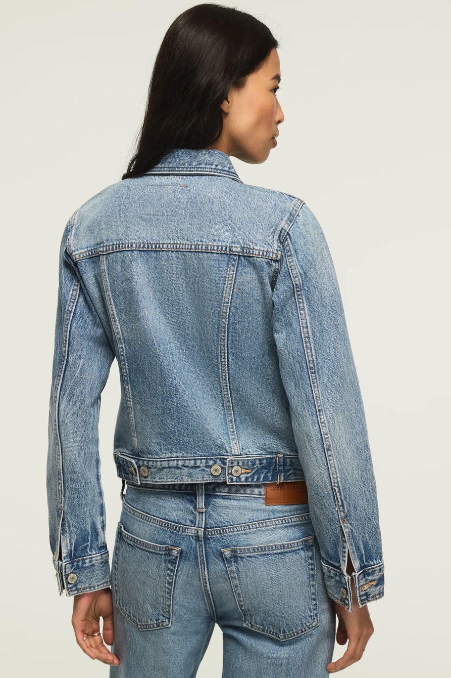 DENIM SHRUNKEN TRUCKER JACKET — PERFECTION WASH — image 3