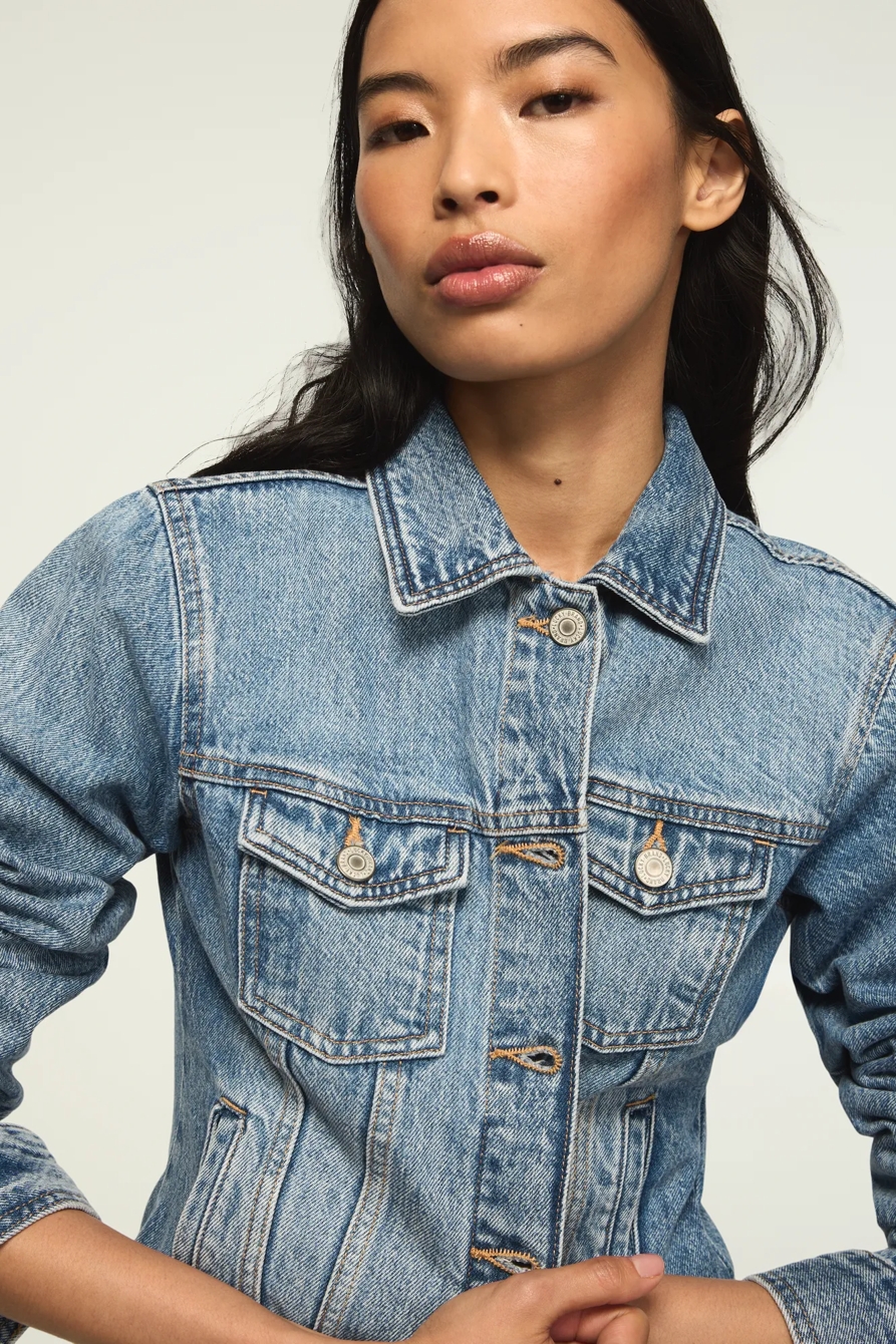 DENIM SHRUNKEN TRUCKER JACKET — PERFECTION WASH — image 2