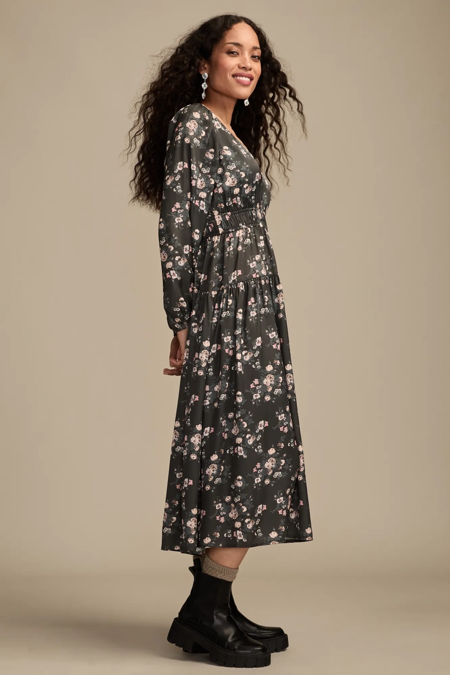 LONG SLEEVE FLORAL MIDI DRESS — WASHED BLACK FLORAL — image 4