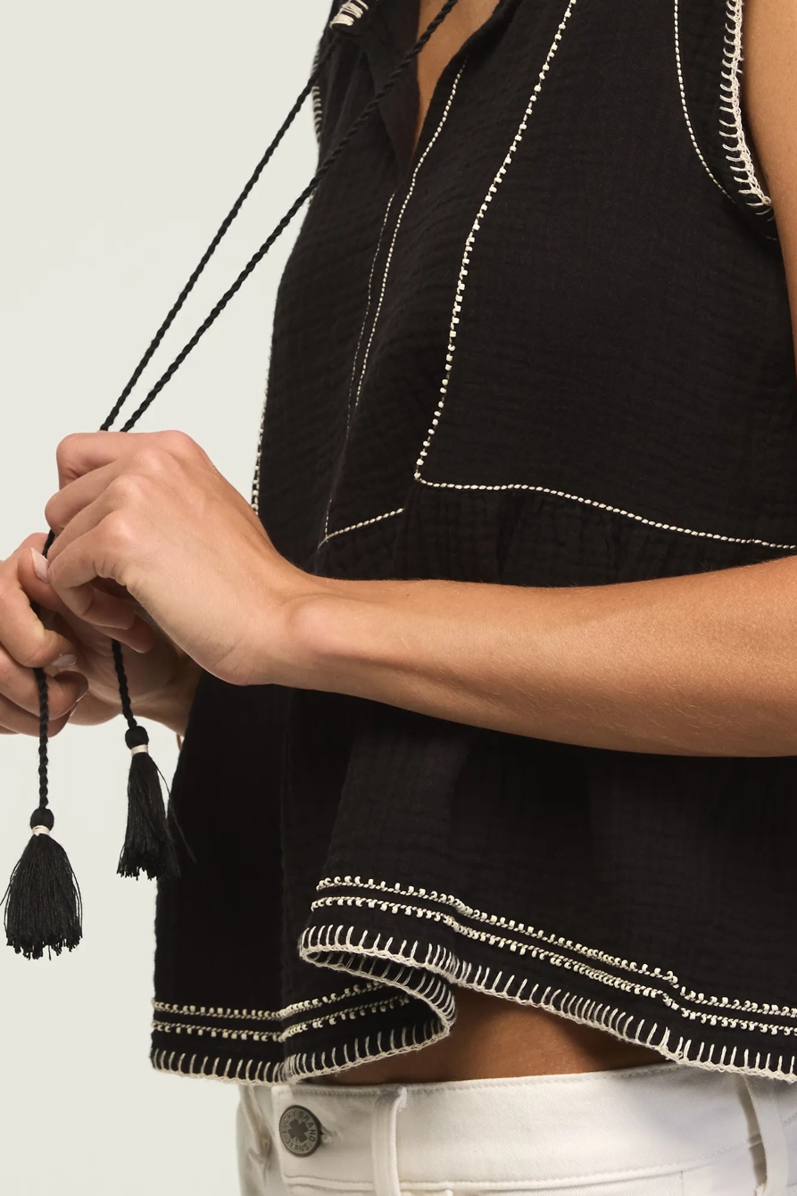 CONTRAST EMBROIDERED RUFFLE TOP — #001 BLACK — image 5