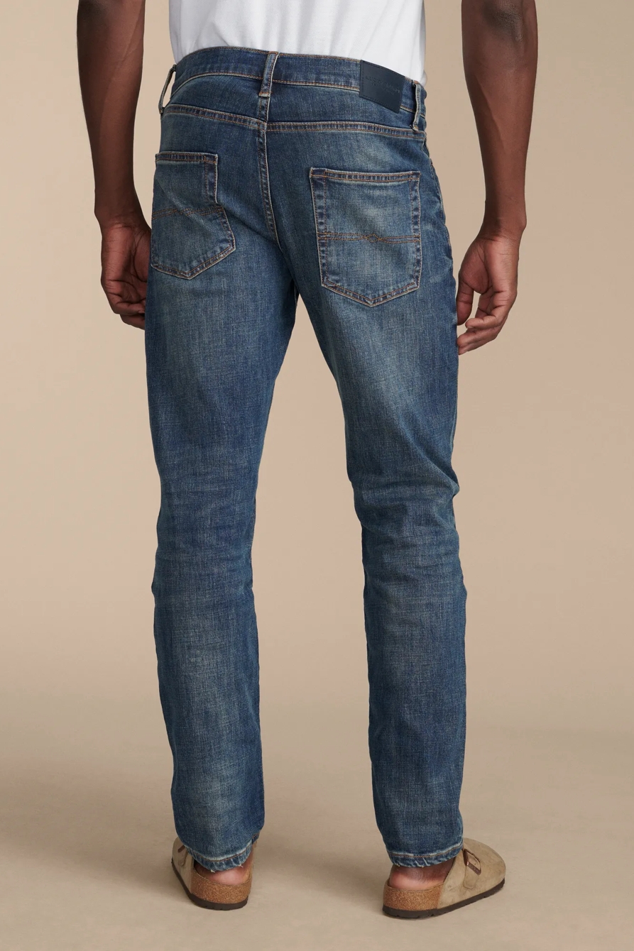 412 ATHLETIC SLIM ADVANCED STRETCH JEAN — MALBEC — image 4