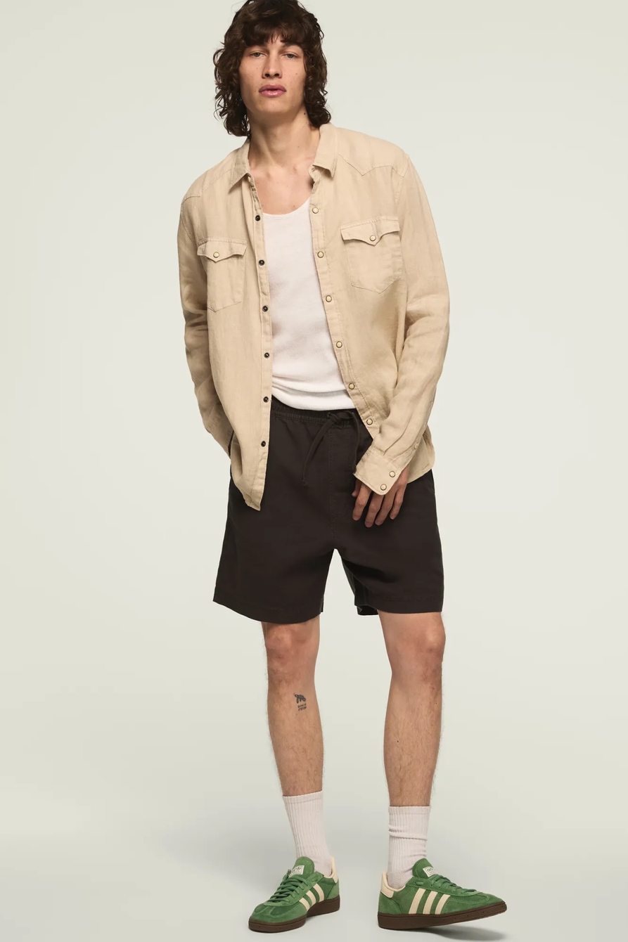 6 INCH LINEN PULL ON SHORT — RAVEN — image 1