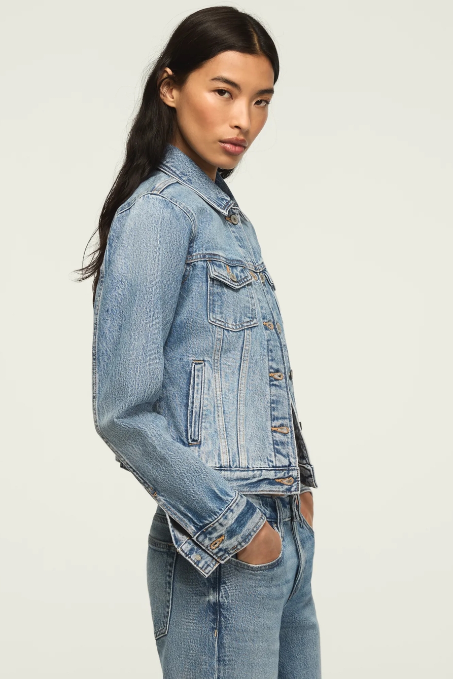 DENIM SHRUNKEN TRUCKER JACKET — PERFECTION WASH — image 5