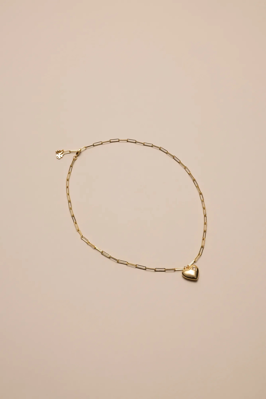 CHAIN LINK NECKLACE W/ HEART PENDANT — GOLD — image 1