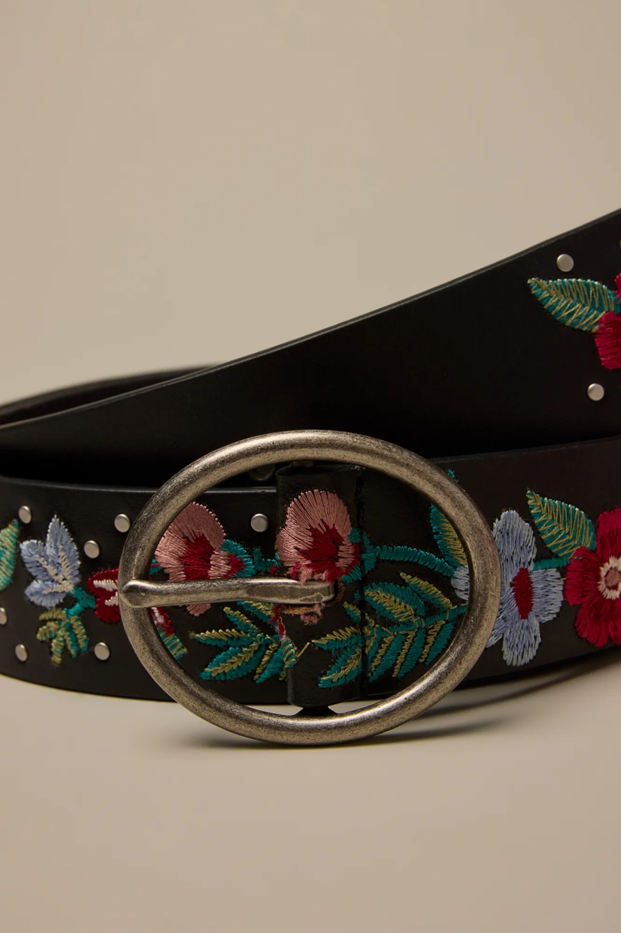 STUD FLORAL EMBROIDERED BELT — BLACK — image 3