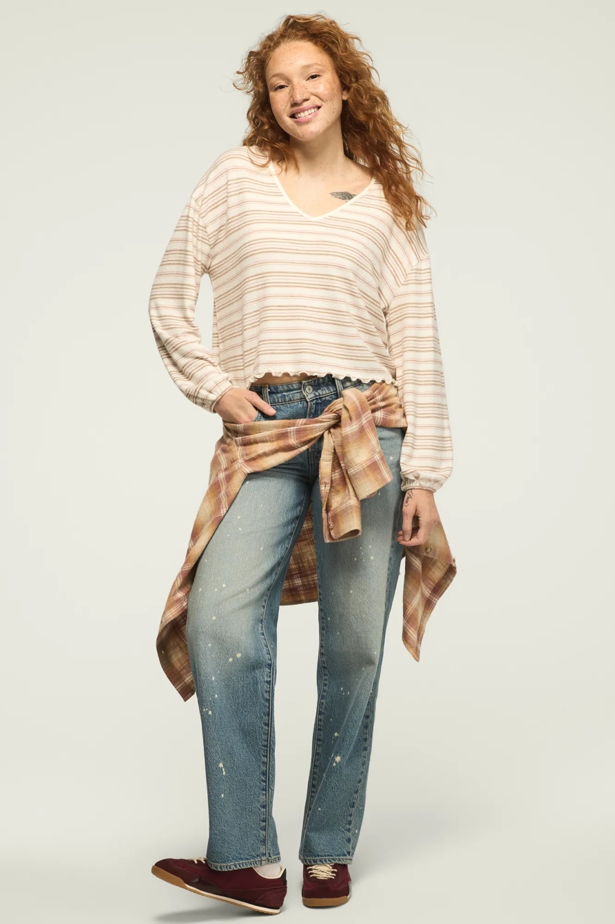CLOUD LETTUCE HEM V NECK TOP — CREAM STRIPE — image 2