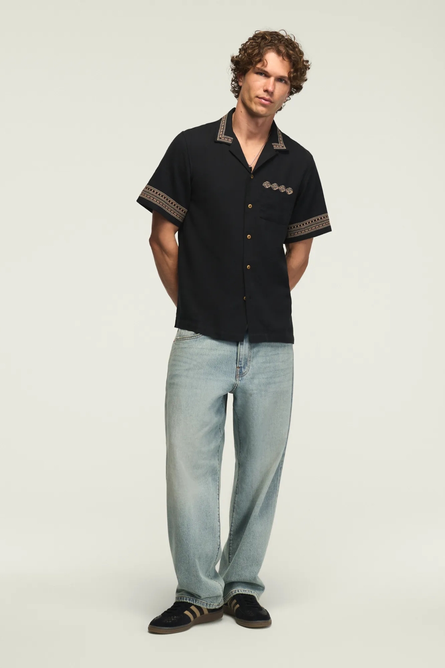 SHORT SLEEVE EMBROIDERED CAMP COLLAR SHIRT — #001 BLACK — image 2
