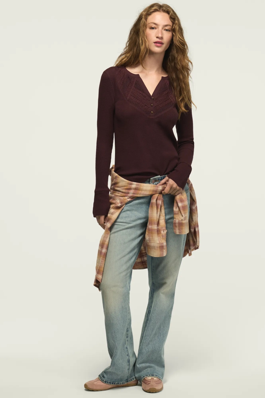 LACE TRIM MIX HENLEY — FUDGE — image 2