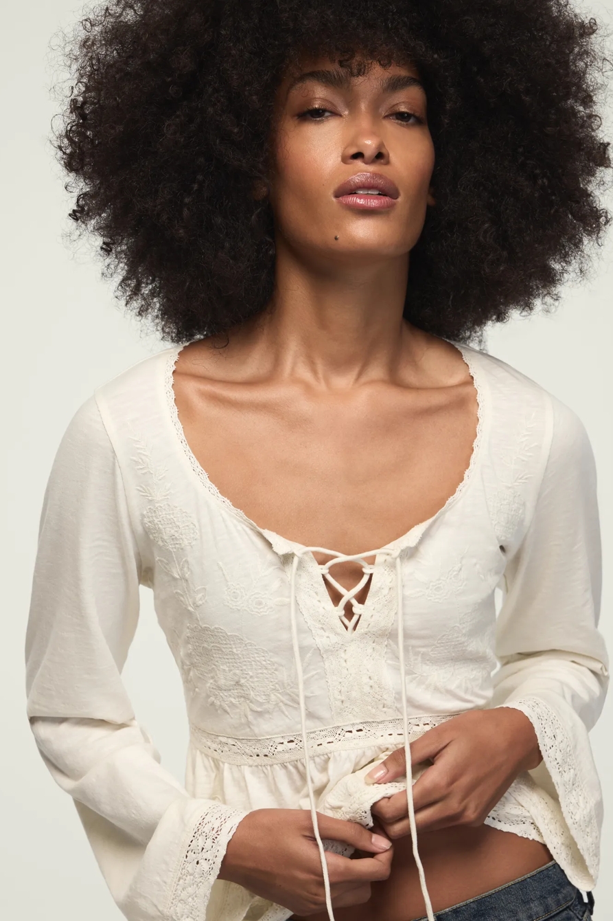 TRIM MIX BABYDOLL TOP — GARDENIA — image 2