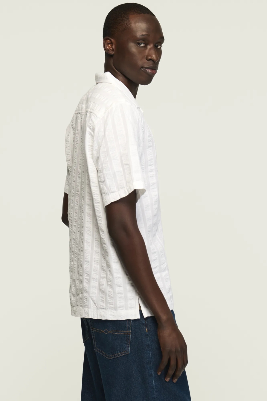 SEERSUCKER CAMP COLLAR SHIRT — BRIGHT WHITE — image 4