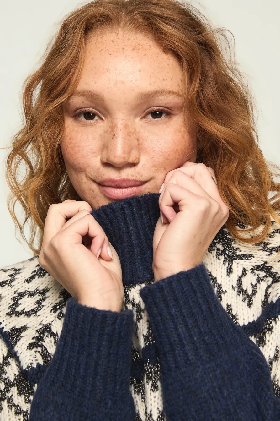 FAIR ISLE MOCK NECK — DARK BLUE HEATHER — image 5