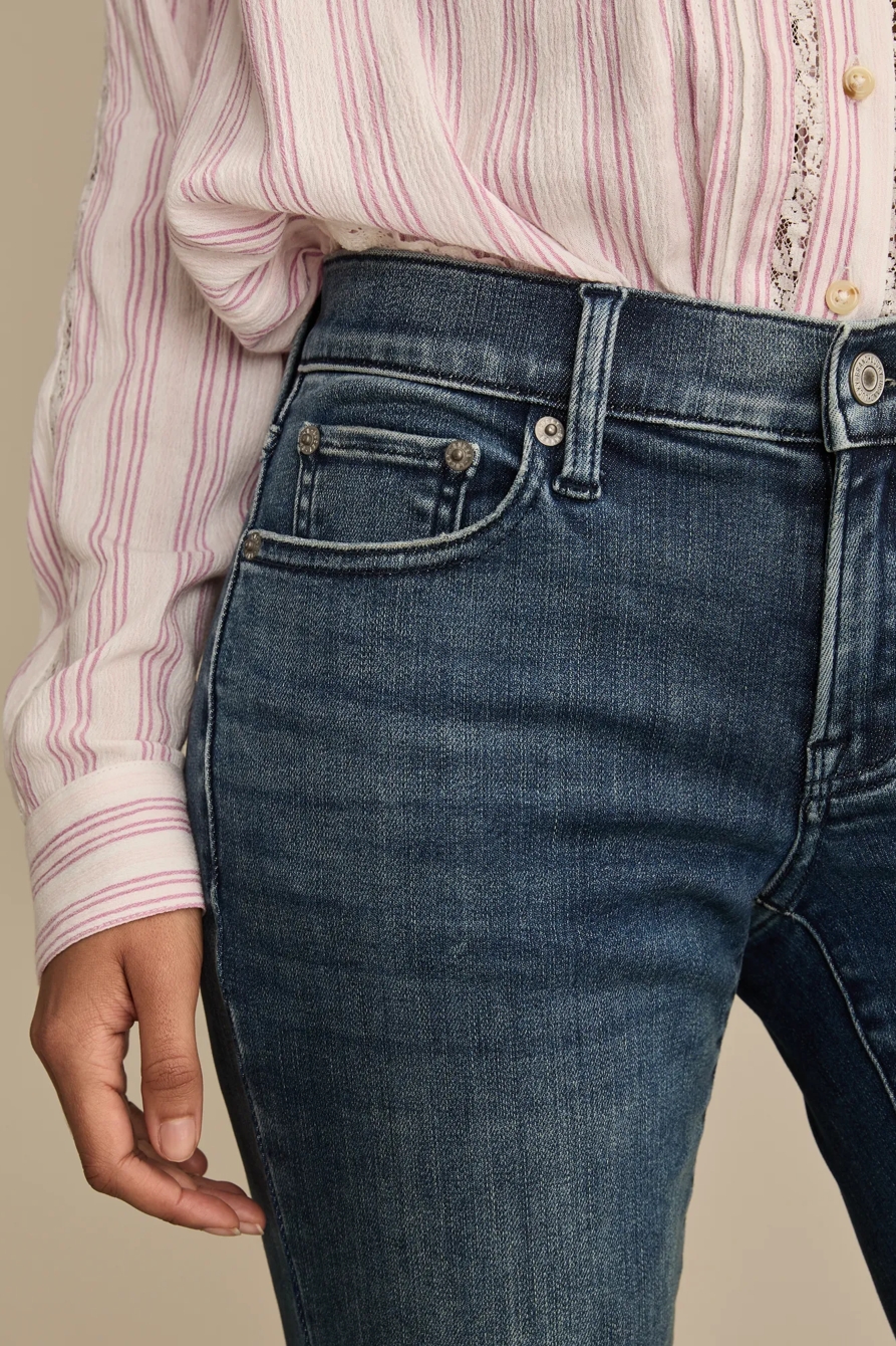MID RISE SWEET FLARE — TARNATION WASH — image 6