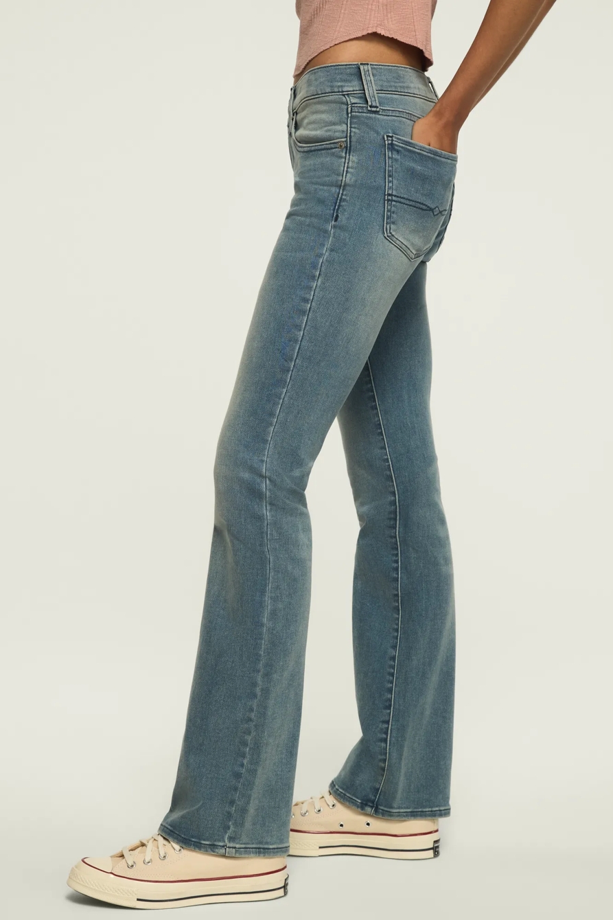 MID RISE SWEET BOOT — GLASS MOUNT — image 4