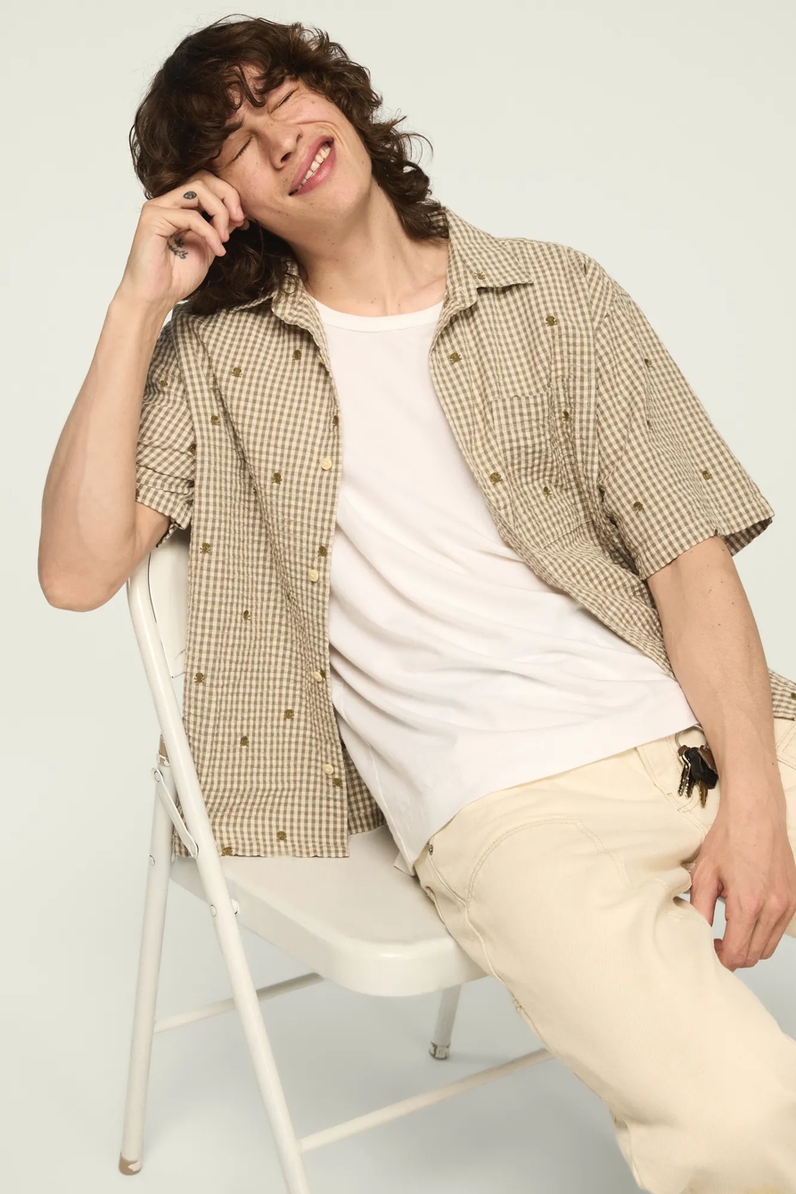 SHORT SLEEVE EMROIDERED PLAID SEERSUCKER KINDA CROPPED SHIRT — GREEN PLAID — image 6