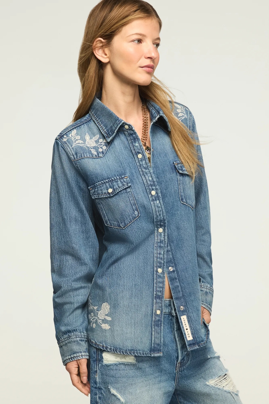 EMBROIDERED DENIM WESTERN SHIRT — SHOCKING SURPRISE WASH — image 5