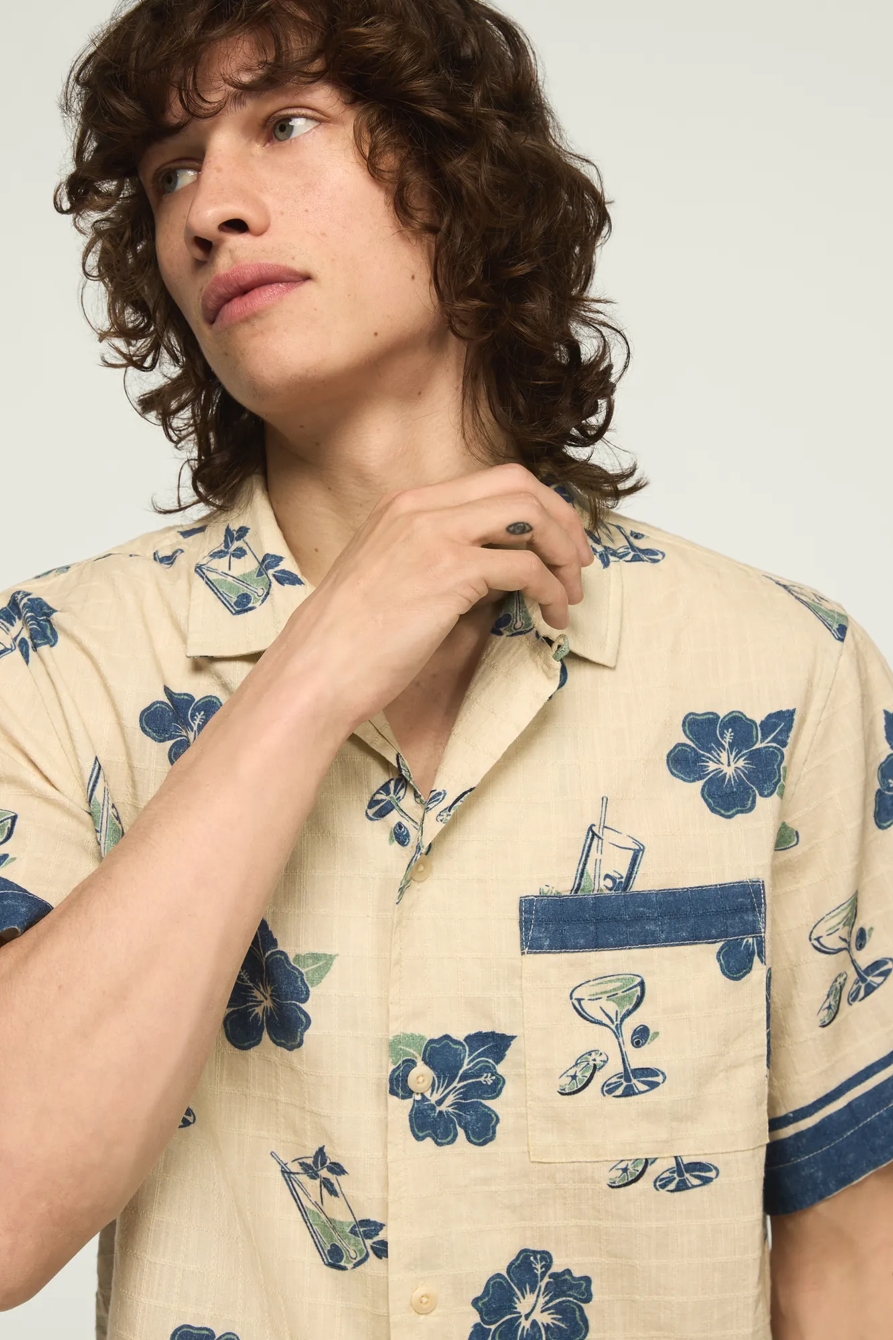 SHORT SLEEVE PRINTED CAMP COLLAR SHIRT — BLUE PRINT — image 2
