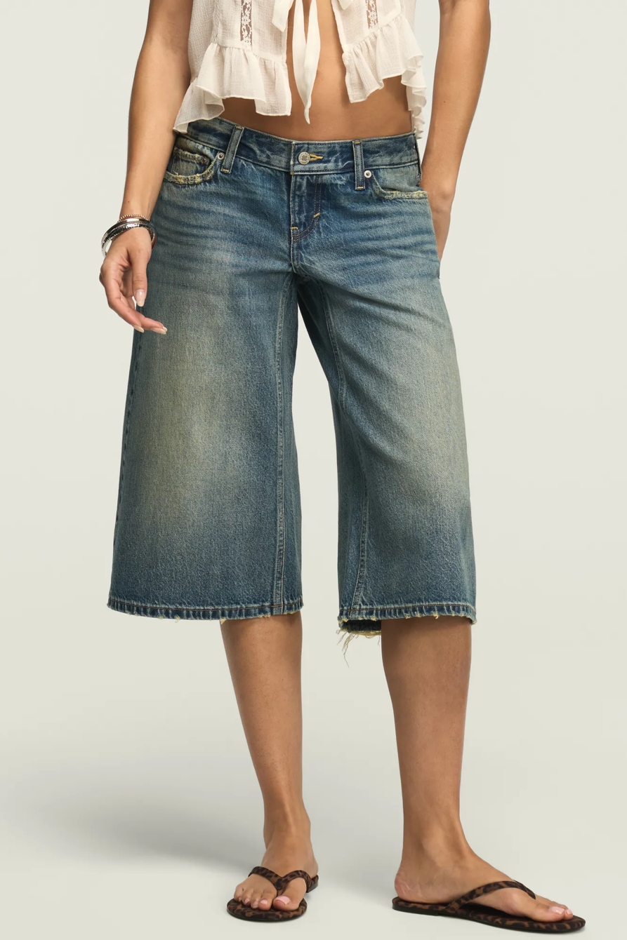 SUPER LOW RISE ULTRA WIDE CULOTTE — GET LOW WASH — image 2