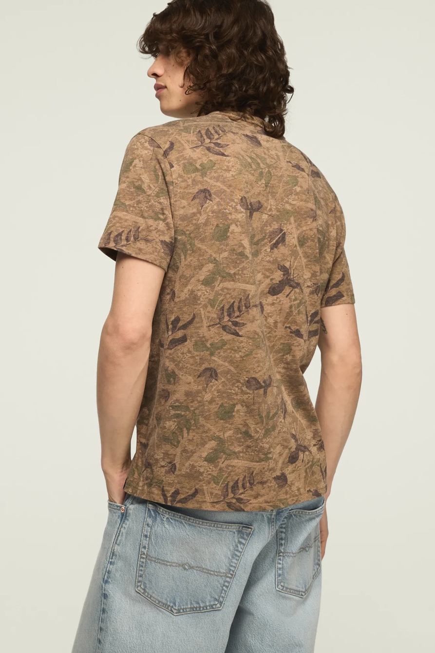 VENICE BURNOUT FIELD CAMO NOTCH NECK TEE — FIELD CAMO — image 3