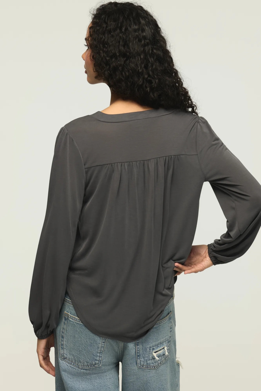 SANDWASH LONG SLEEVE V NECK TOP — BLACKENED PEARL — image 3