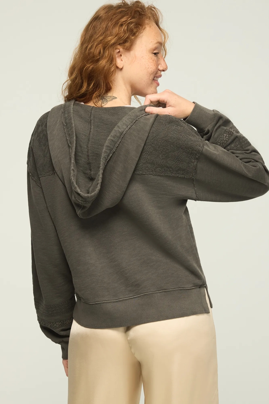 LACE TRIM MIX FLEECE HOODIE — RAVEN — image 3