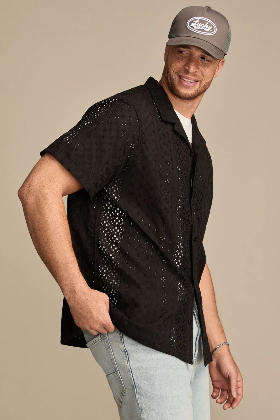BIG & TALL SHORT SLEEVE EYELET CAMP COLLAR SHIRT — RAVEN — image 4