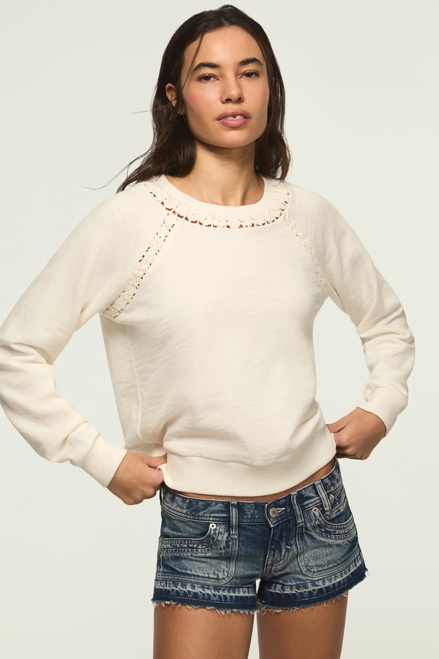 LACE TRIMMED FLEECE CREW — TOFU — image 1