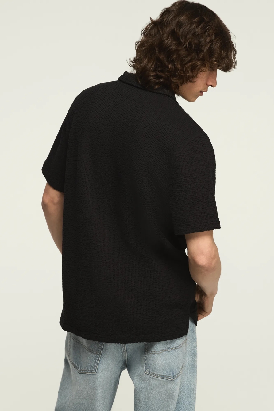 SEERSUCKER SHORT SLEEVE KNIT SHIRT — JET BLACK — image 3