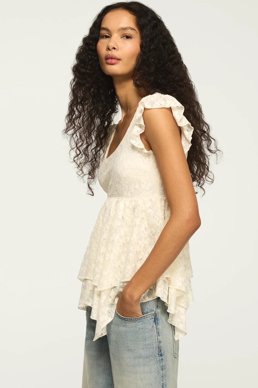 LACE FLUTTER SLEEVE TOP — TOFU — image 4