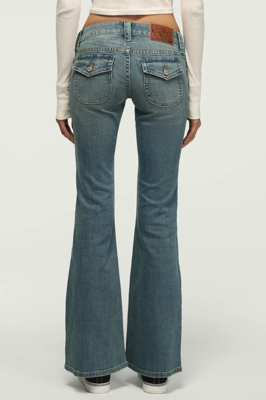 LUCKY LEGEND LOW RISE FLARE — POPULAR WASH — image 3