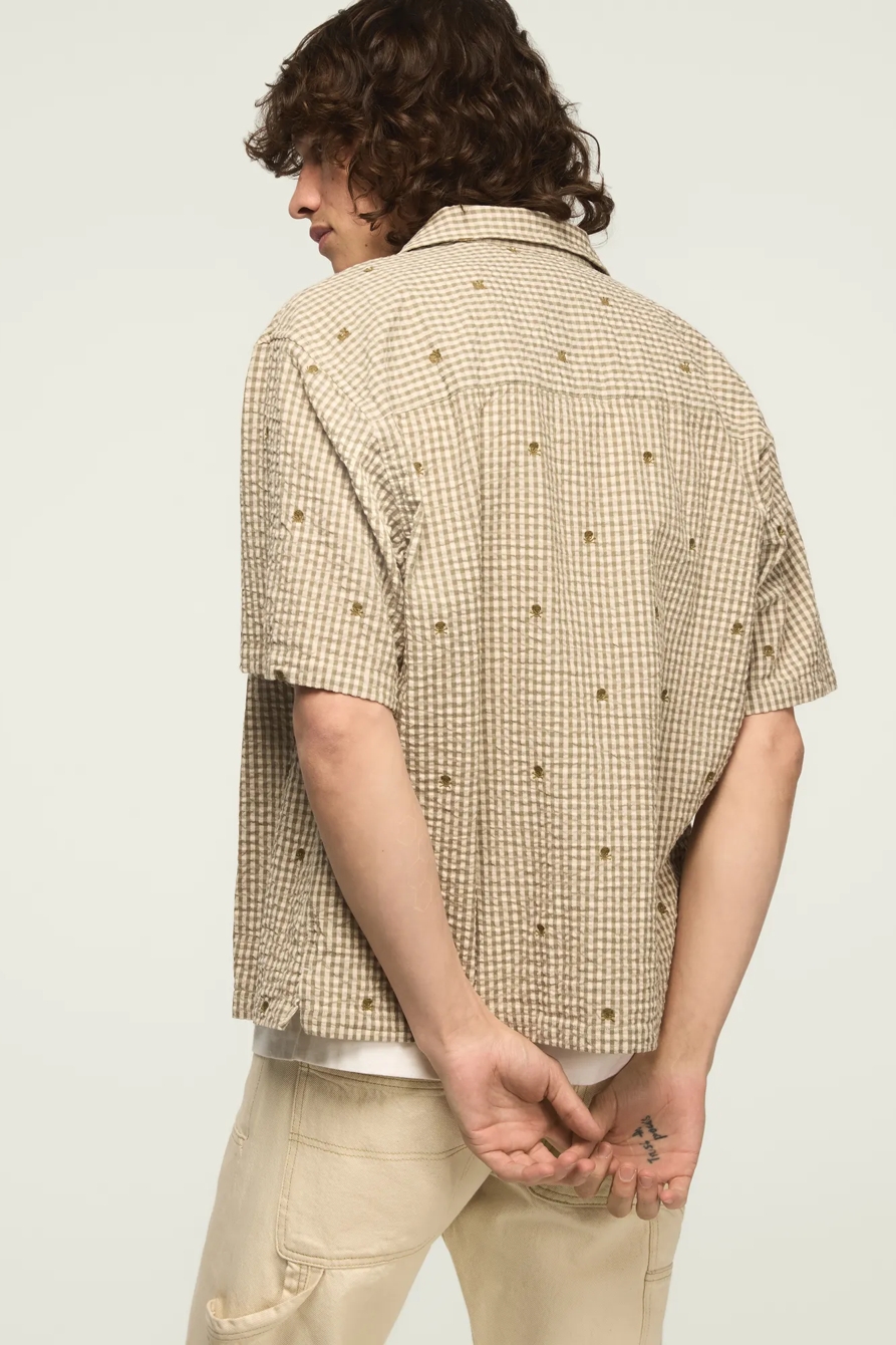 SHORT SLEEVE EMROIDERED PLAID SEERSUCKER KINDA CROPPED SHIRT — GREEN PLAID — image 3