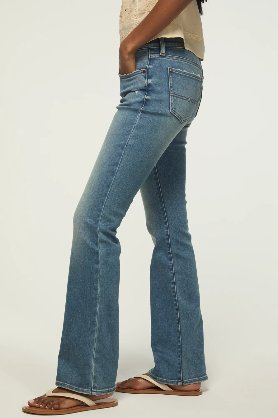 MID RISE SWEET BOOT — CRISP WATERS WASH — image 1