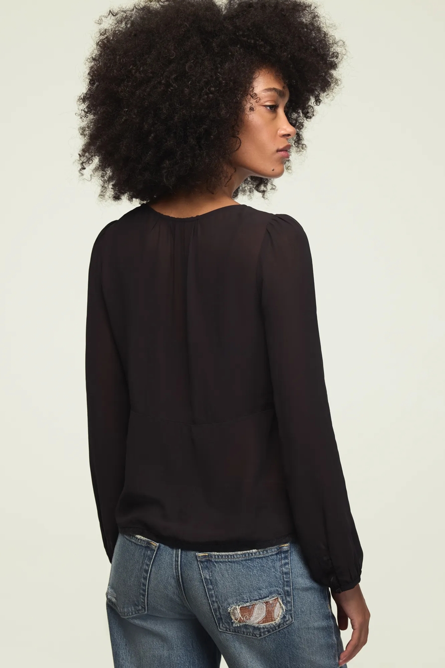 LONG SLEEVE LACE CUTAWAY TOP — CAVIAR — image 3