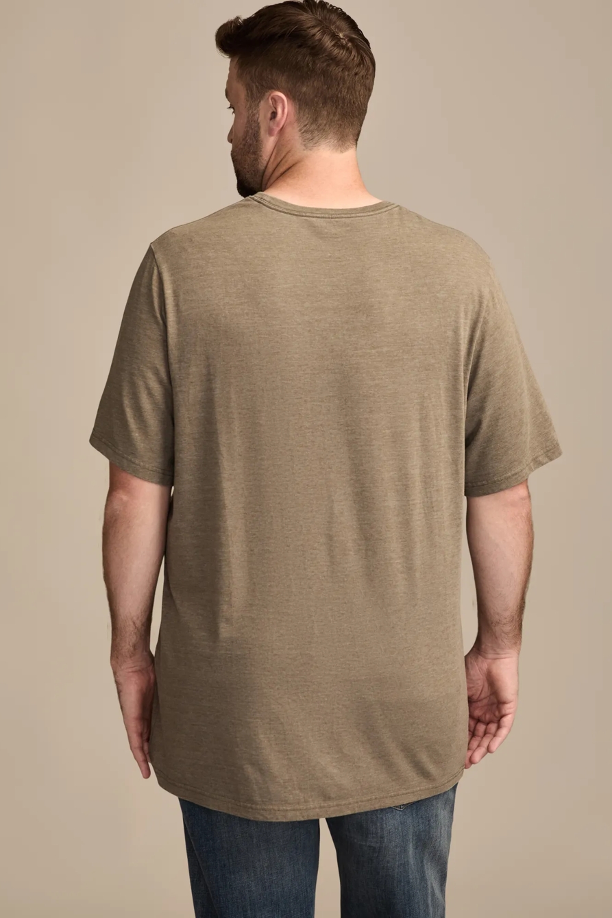 BIG & TALL FENDER STRATOCASTER TEE — TARMAC — image 3