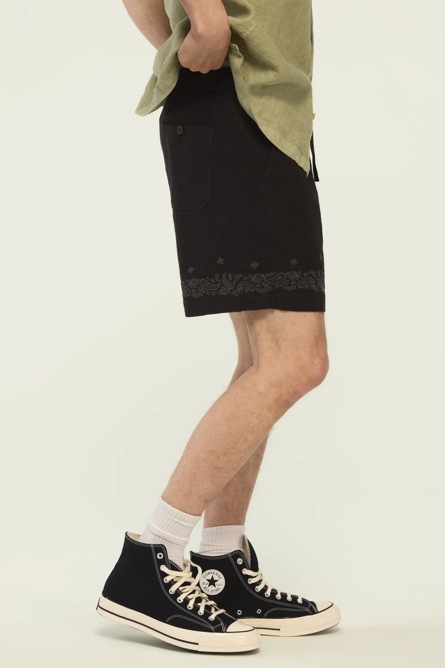 7" BANDANA SHORT" — CAVIAR — image 4