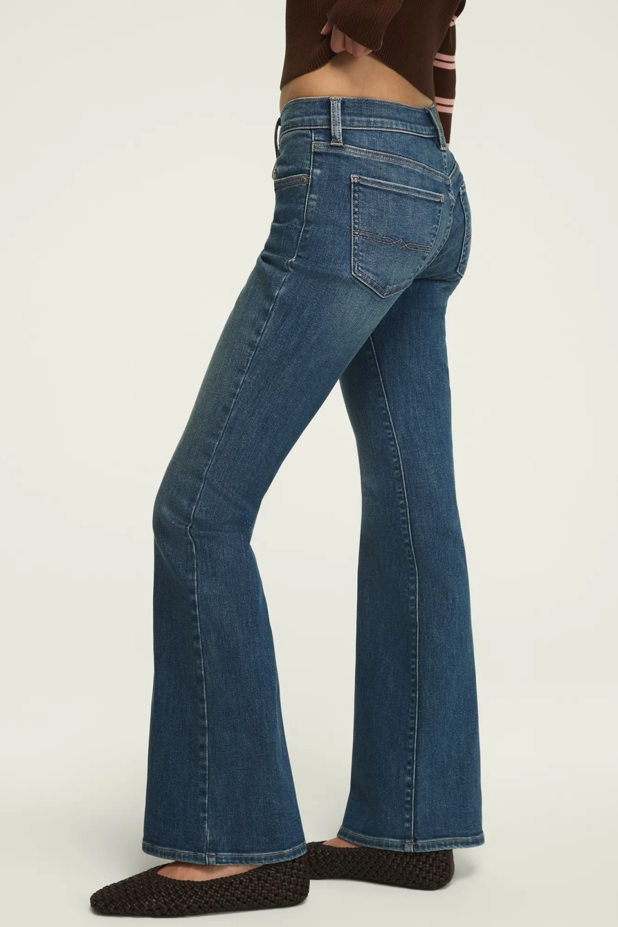 MID RISE SWEET FLARE — PRETTY SISTER WASH — image 1