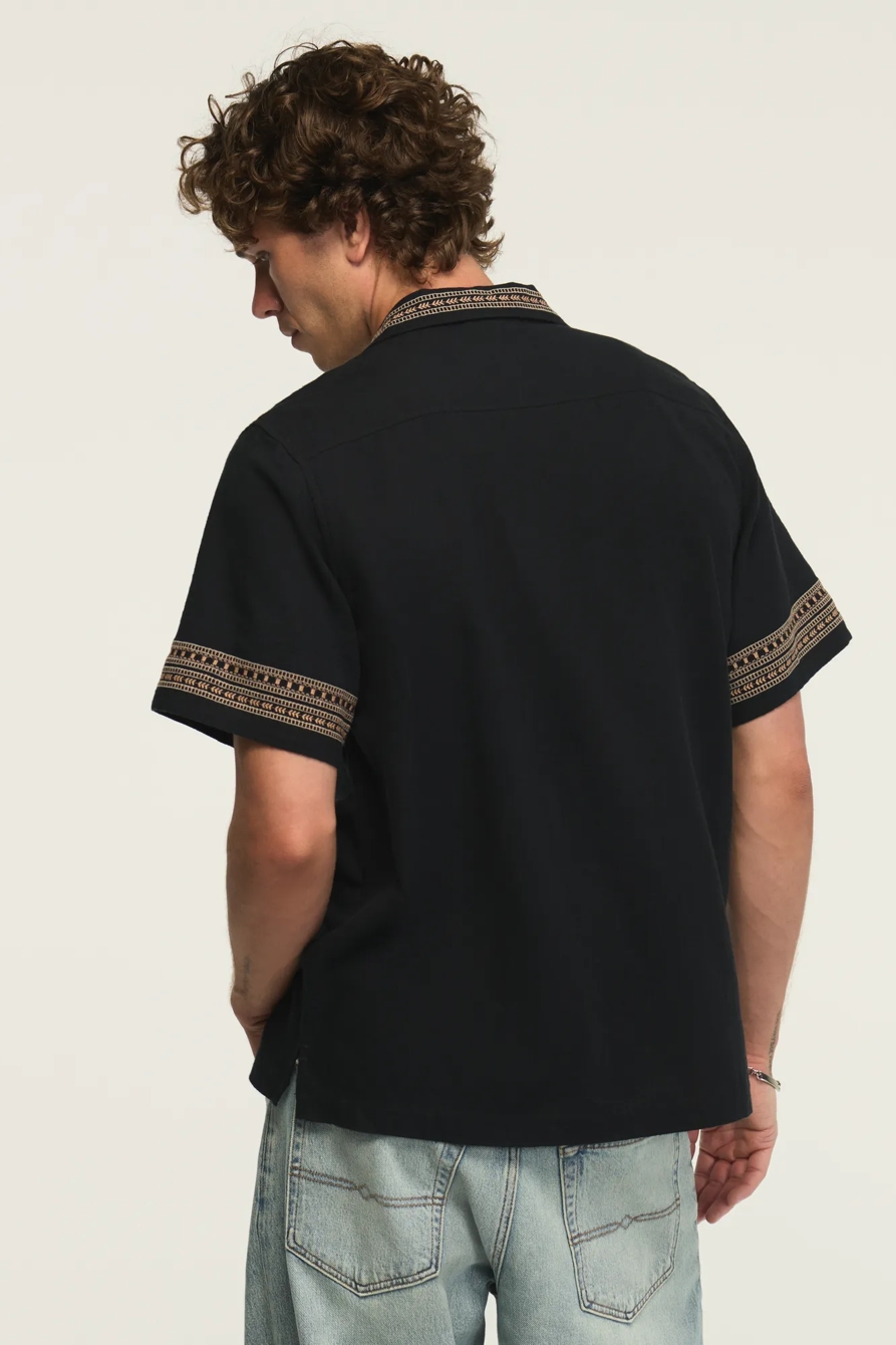SHORT SLEEVE EMBROIDERED CAMP COLLAR SHIRT — #001 BLACK — image 3