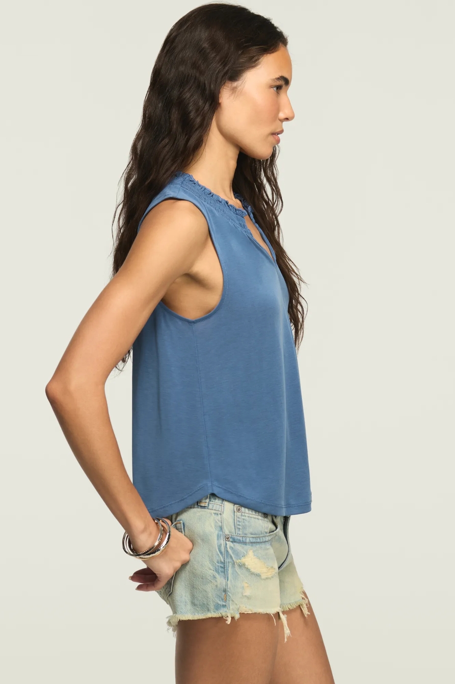SANDWASH SMOCKED TRIM TANK — TRUE NAVY — image 4