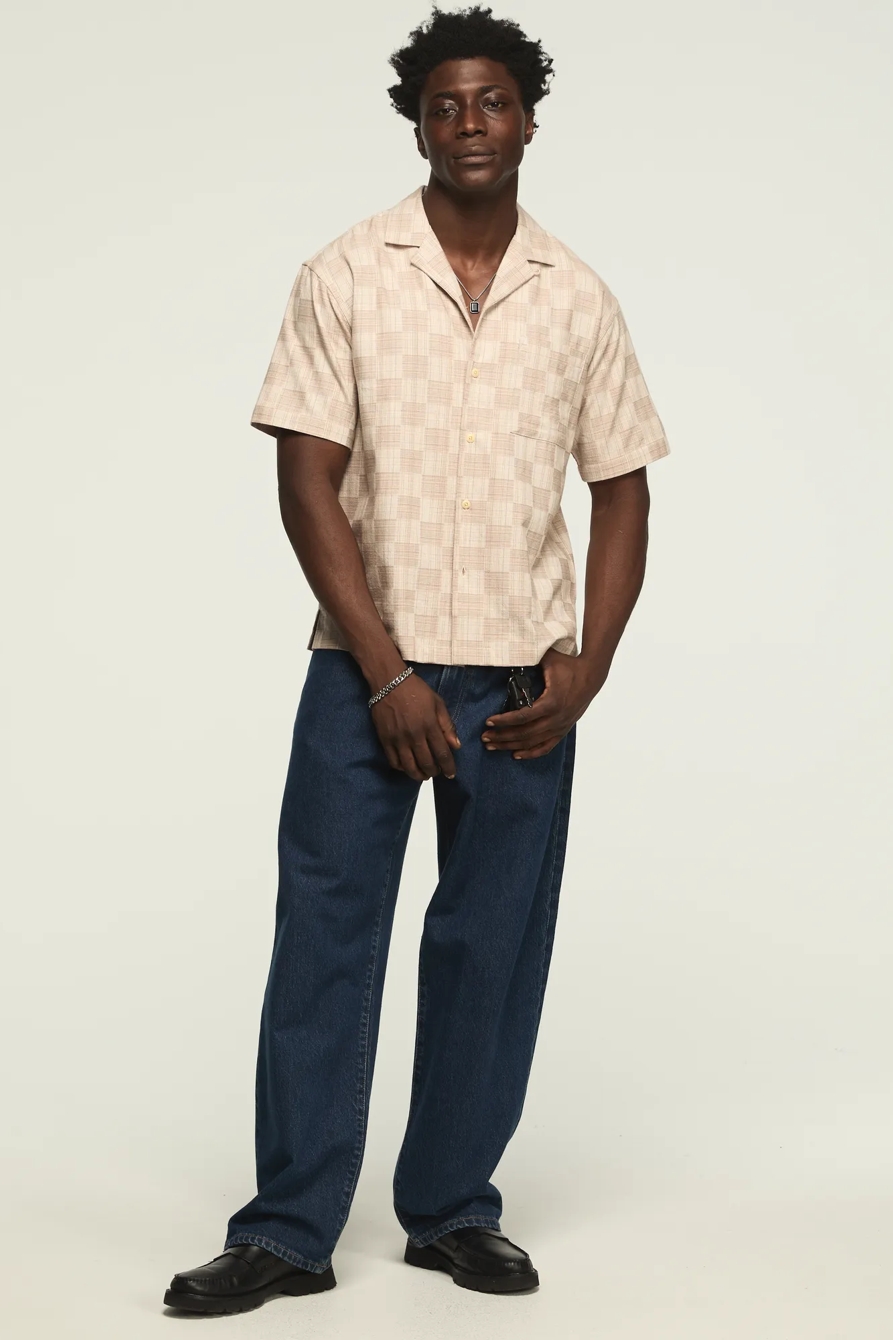 KINDA CROPPED CAMP COLLAR SHIRT — BEIGE — image 6