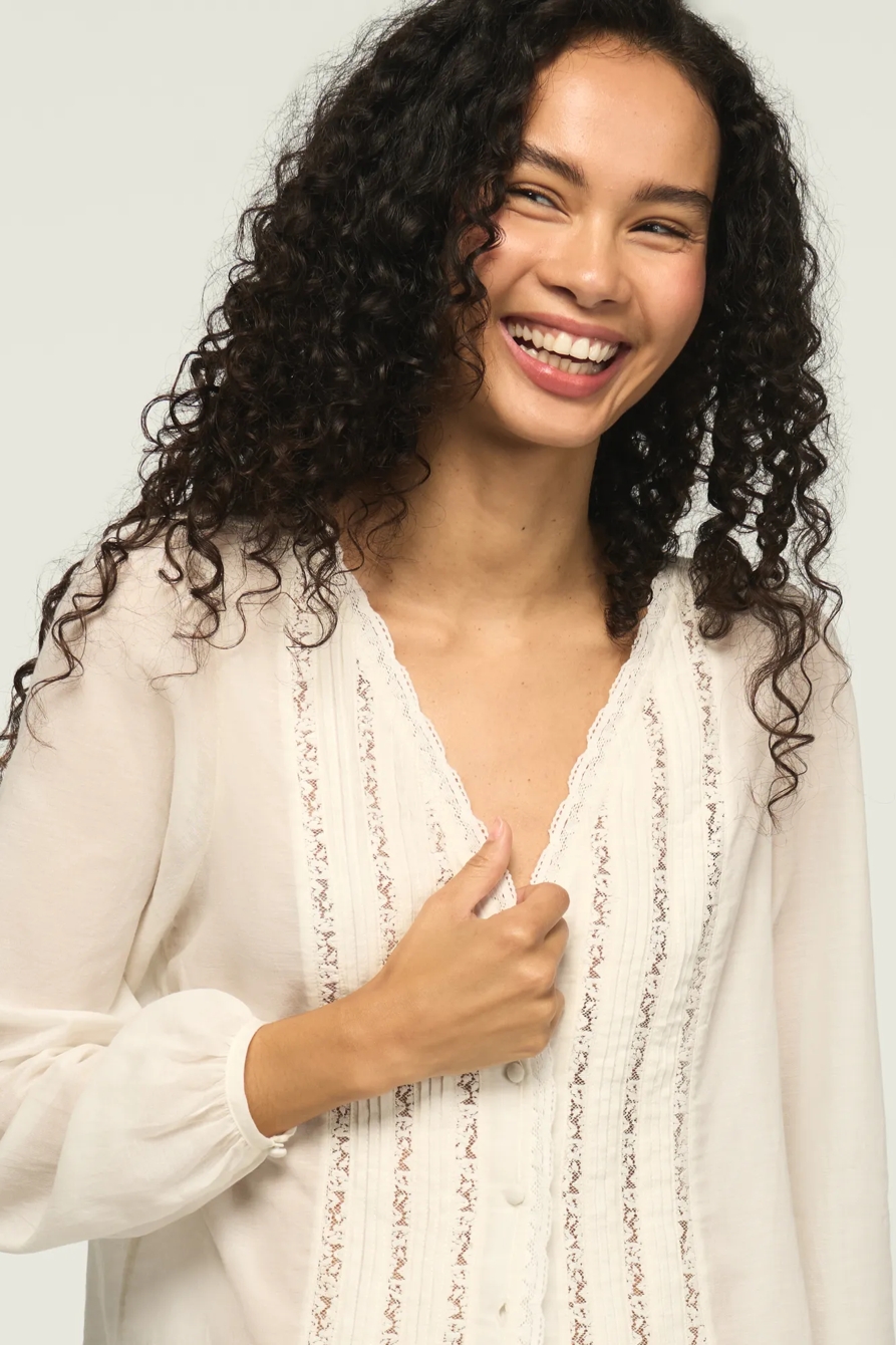 LONG SLEEVE LACE BUTTON UP — WHISPER WHITE — image 2