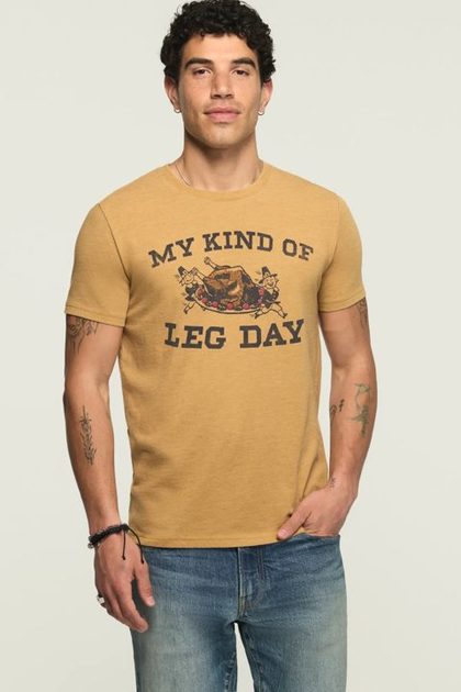 THANKSGIVING FEAST MODE TEE, WOOD THRUSH