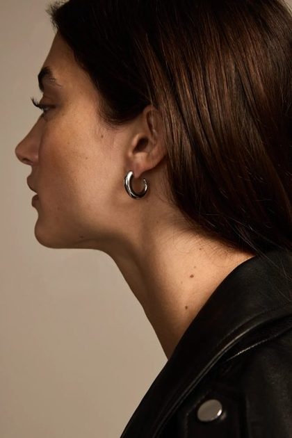 CURL HOOP EARRINGS, SILVER