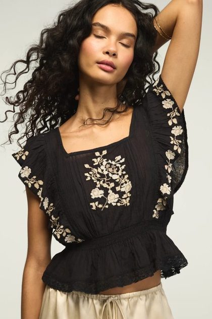 CONTRAST EMBROIDERED RUFFLE TOP, CAVIAR