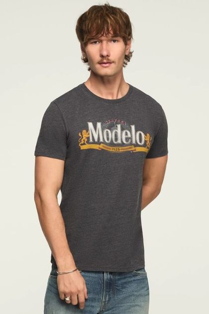 MODELO SKULLS TEE, JET BLACK