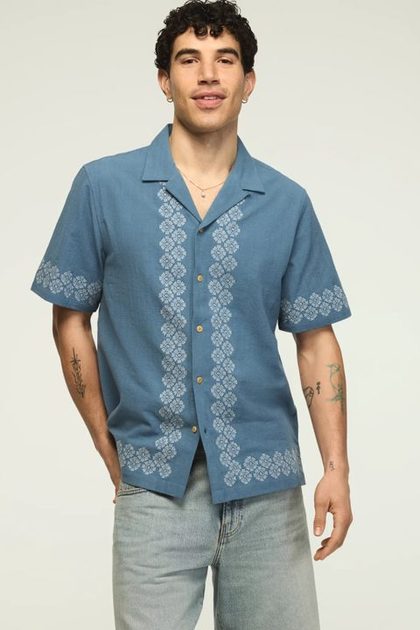 SHORT SLEEVE EMBROIDERED CAMP COLLAR SHIRT, CAPTAIN'S BLUE