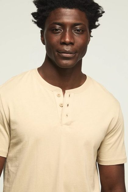 SUPIMA SHORT SLEEVE HENLEY, Plaza Taupe