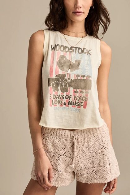 WOODSTOCK AMERICAN FLAG TANK, CLOUD CREAM