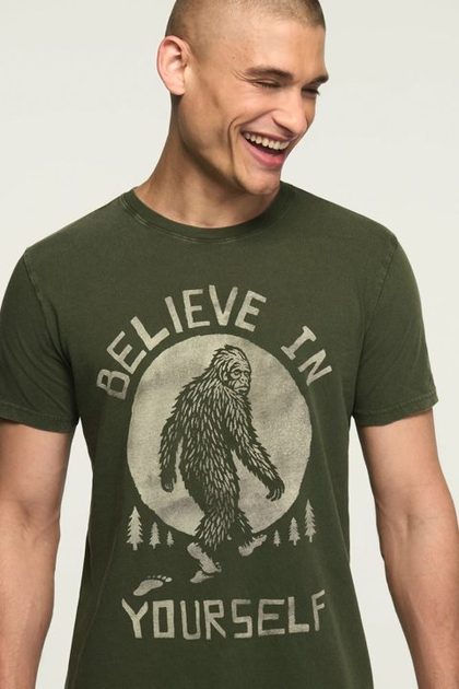 FOOTPRINTS SASQUATCH TEE, Duffel Bag